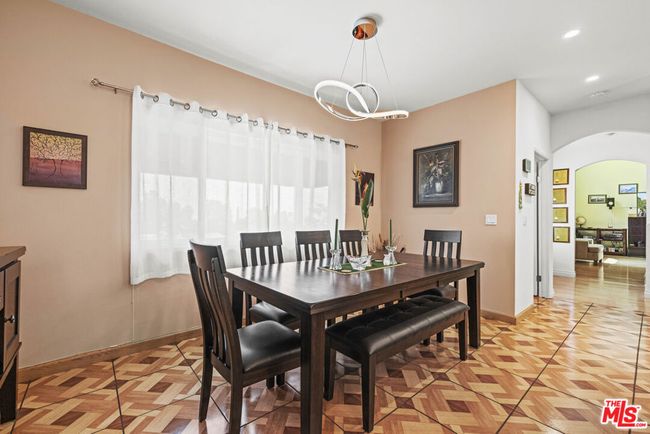 21615 Wo He Lo Trl, House other with 3 bedrooms, 4 bathrooms and null parking in Chatsworth CA | Image 9