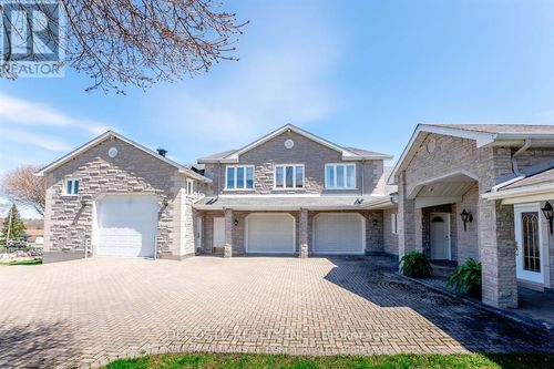 6780 Pilon Point Rd, Summerstown, ON, K0C2E0 | Card Image