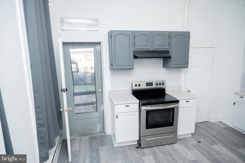 apt-1-827 N 5th St, Reading, PA, 19601-4502 | Card Image