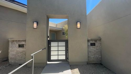 1702 Sienna Ct, Palm Springs, CA, 92262 | Card Image