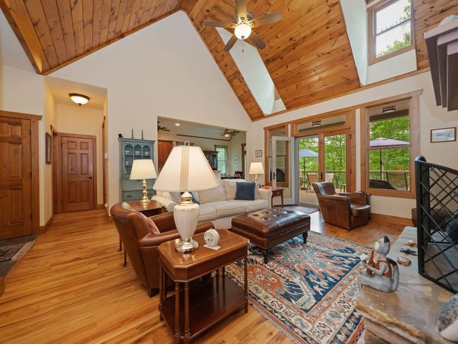 219 Hiwassee Rd, House other with 3 bedrooms, 4 bathrooms and null parking in Lake Toxaway NC | Image 10