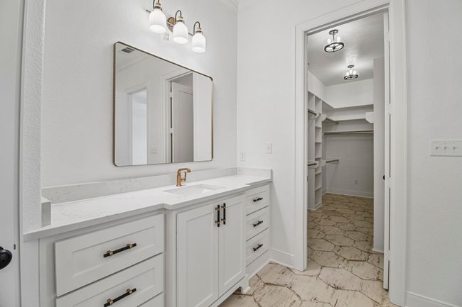 16511 Cooper Way, House other with 4 bedrooms, 3 bathrooms and null parking in Tyler TX | Image 16