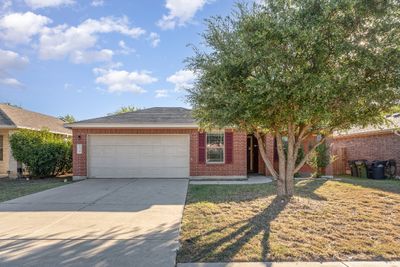 536 Emma Rose Trail, House other with 3 bedrooms, 2 bathrooms and 4 parking in Leander TX | Image 2