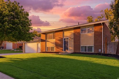 923 E 2850 N, North Ogden, UT, 84414-2457 | Card Image