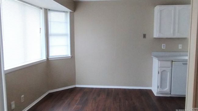 5102 Alan Bean Dr, House other with 3 bedrooms, 2 bathrooms and null parking in Kirby TX | Image 6