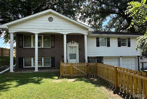 1621 Shurtleff Ct, Alton, IL, 62002-4068 | Card Image