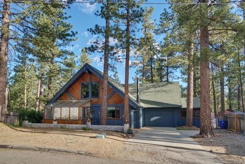 1111 Elmwood Pl, Big Bear City, CA, 92314 | Card Image