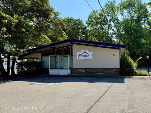 7528 N Broadway, Red Hook, NY, 12571-1450 | Card Image