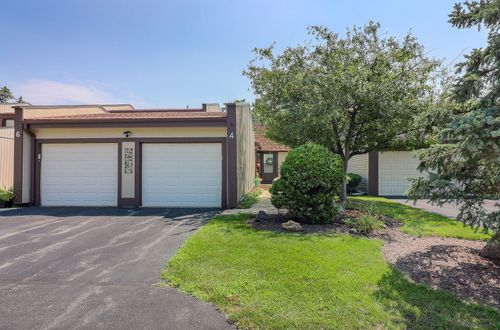 4 Sweetwood Ct, Indian Head Park, IL, 60525-4457 | Card Image