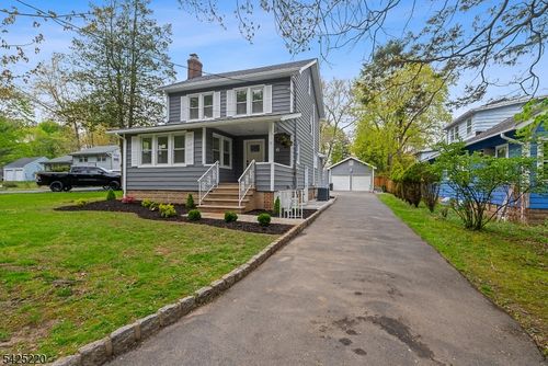 6 Dawes Ave, West Orange, NJ, 07052-2317 | Card Image