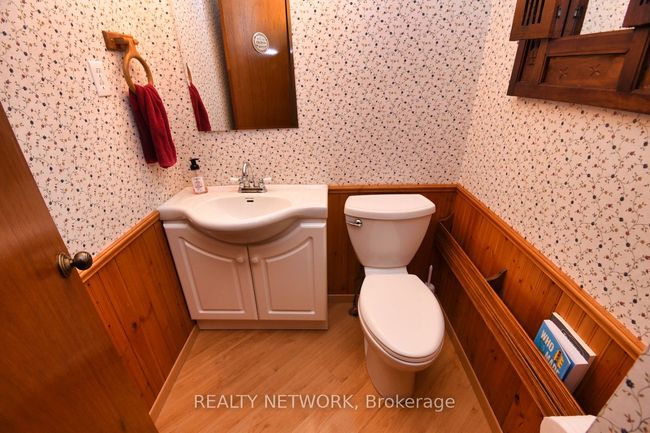 14 Ingrid Crt, House other with 6 bedrooms, 4 bathrooms and 1 parking in Hamilton ON | Image 22