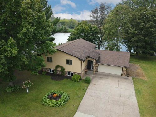 655 11th St Sw, Pine City, MN, 55063-1835 | Card Image