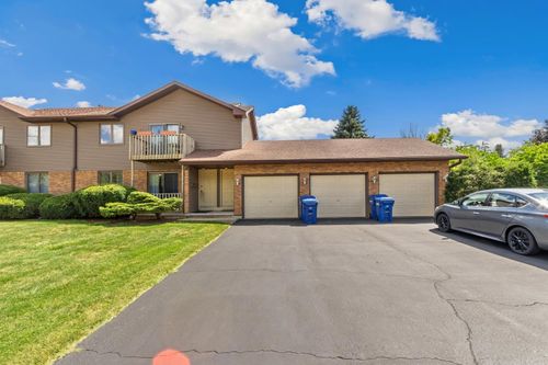 216 Pardridge Pl, Dekalb, IL, 60115-4657 | Card Image