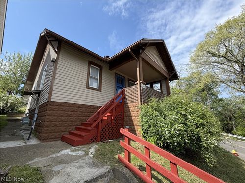 241 Beech Rd, Weirton, WV, 26062-3205 | Card Image