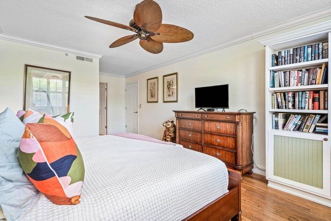 APT-201 - 3606 S Ocean Blvd, Condo with 3 bedrooms, 2 bathrooms and null parking in Highland Beach FL | Image 24