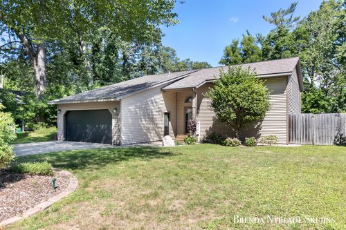 108 California Ave, North Muskegon, MI, 49445-2750 | Card Image