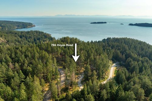 786 Hayes Road, Bowen Island, BC, V0N1G2 | Card Image