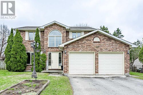 188 Scarlett Cir, Dorchester, ON, N0L1G3 | Card Image