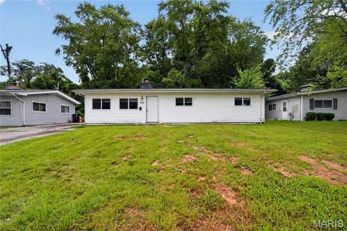 1126 Haley Ave, Saint Louis, MO, 63121-1206 | Card Image