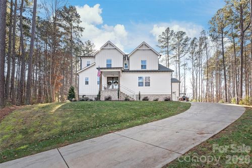 4171 Island Fox Ln, Denver, NC, 28037-0307 | Card Image