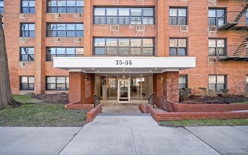 lf-75-34 Bell, New York, NY, 11364 | Card Image