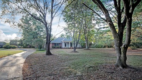 92 Bozeman Paine Cir, Madison, MS, 39110-8273 | Card Image