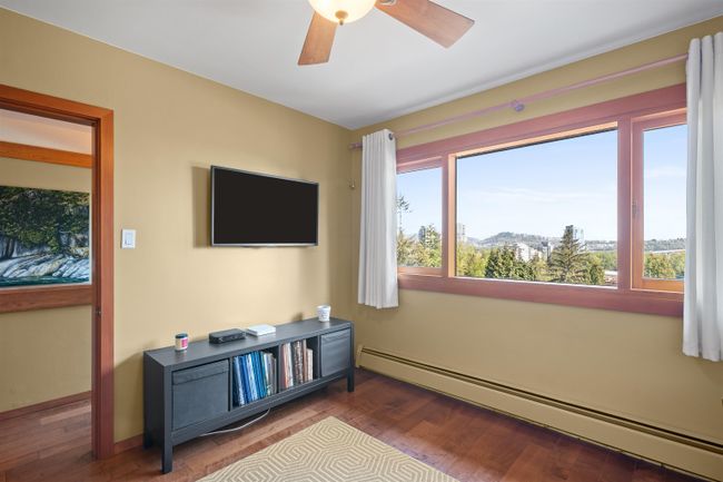 1206 Cloverley Street, House other with 3 bedrooms, 2 bathrooms and 7 parking in North Vancouver BC | Image 20