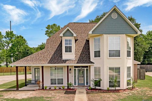 5801 N Snowden Dr, Baton Rouge, LA, 70817-1427 | Card Image