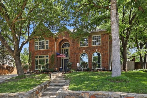 805 Highland Lakes Ct, Keller, TX, 76248-3284 | Card Image