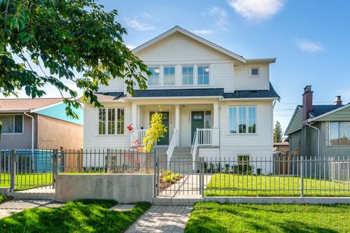 7381 Imperial St, Burnaby, BC, V5E1N8 | Card Image