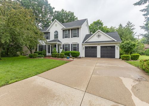 2709 8th Street Ct, Moline, IL, 61265-5174 | Card Image
