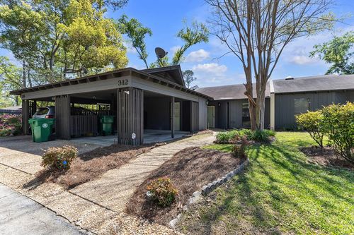 312 Oak Center Pl, Valdosta, GA, 31602-1679 | Card Image