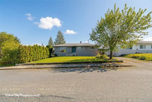 3775 Maitland St, Port Alberni, BC, V9Y3X4 | Card Image
