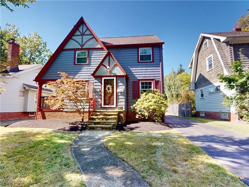 1136 Erieview Rd, Cleveland Heights, OH, 44121-2424 | Card Image