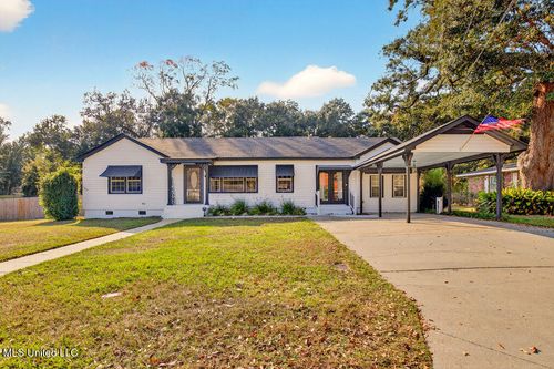 709 Rich Ave, Gulfport, MS, 39501-1049 | Card Image