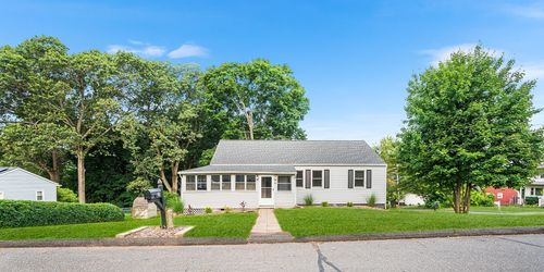 81 Lakeview St, Meriden, CT, 06451-5253 | Card Image