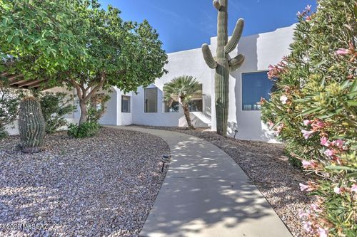 6241 N Panorama Dr, Tucson, AZ, 85743-8894 | Card Image
