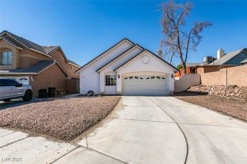 3295 Algona Cir, Las Vegas, NV, 89121-2382 | Card Image