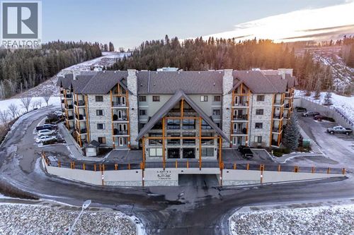 77 George Fox Trail, Cochrane, AB, T4C0N1 | Card Image