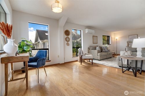 201-809 N G St, Tacoma, WA, 98403-2426 | Card Image
