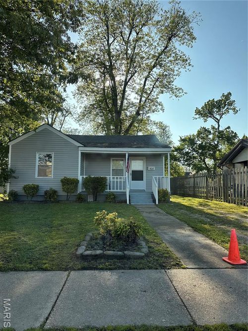 905 King Ave, Portageville, MO, 63873-1355 | Card Image