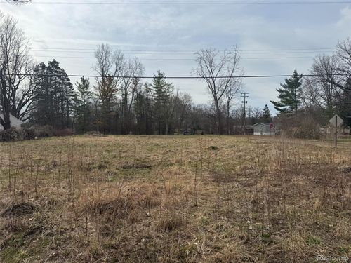 4235 Quick Rd, Holly, MI, 48442-1181 | Card Image