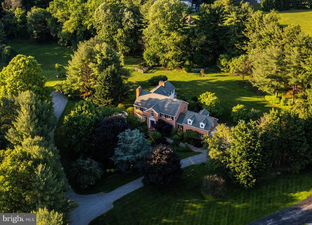 Alterwood Ln, Owings Mills, MD 21117