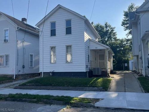 382 Kling St, Akron, OH, 44311-1232 | Card Image