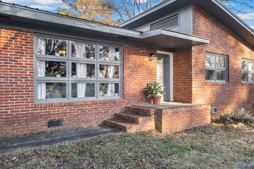 205 Maumee Blvd, Weaver, AL, 36277-3518 | Card Image