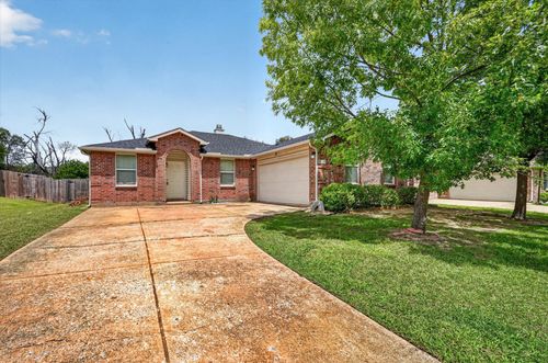 2805 Cameron Way, Mesquite, TX, 75181-4426 | Card Image