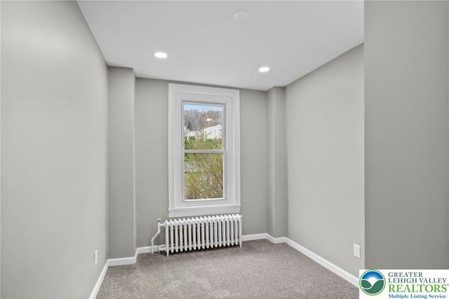 1478 E 5 Th St, Townhouse with 3 bedrooms, 2 bathrooms and null parking in BETHLEHEM PA | Image 14