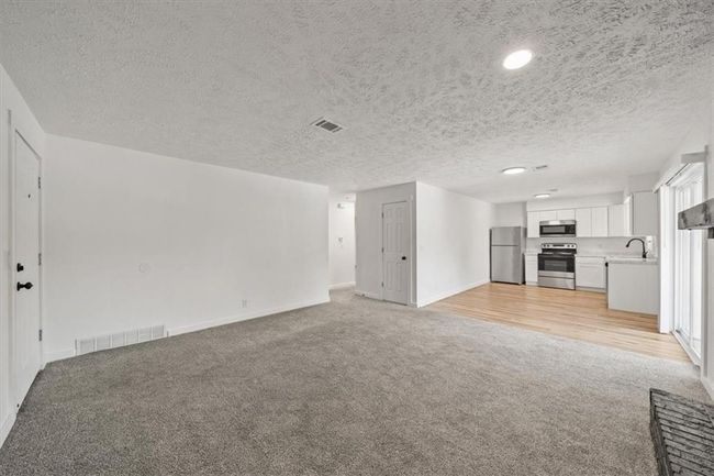 902 Twin Oaks Ter, Condo with 0 bedrooms, 0 bathrooms and null parking in Harrisonville MO | Image 17