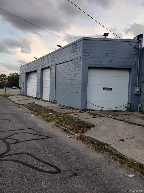 12200 Grand River Ave, Detroit, MI, 48204-1840 | Card Image