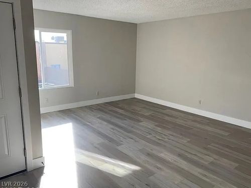 d-1501 Living Desert Dr, Las Vegas, NV, 89119-6356 | Card Image